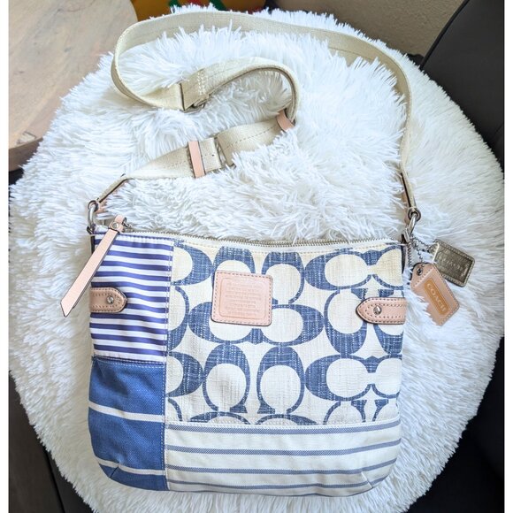 Coach, Daisy Patchwork Canvas Crossbody Bag Cream & Denim Blue (Style F23929) - Picture 1 of 14